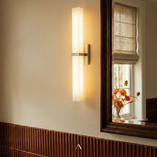 Zephyr Wall Lamp