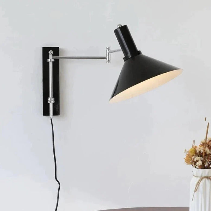Adam Wall Lamp