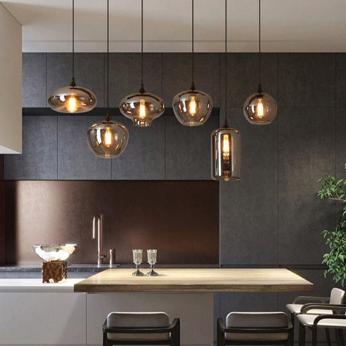 Léon Pendant Light