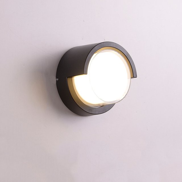 Amélie Outdoor Wall Lamp