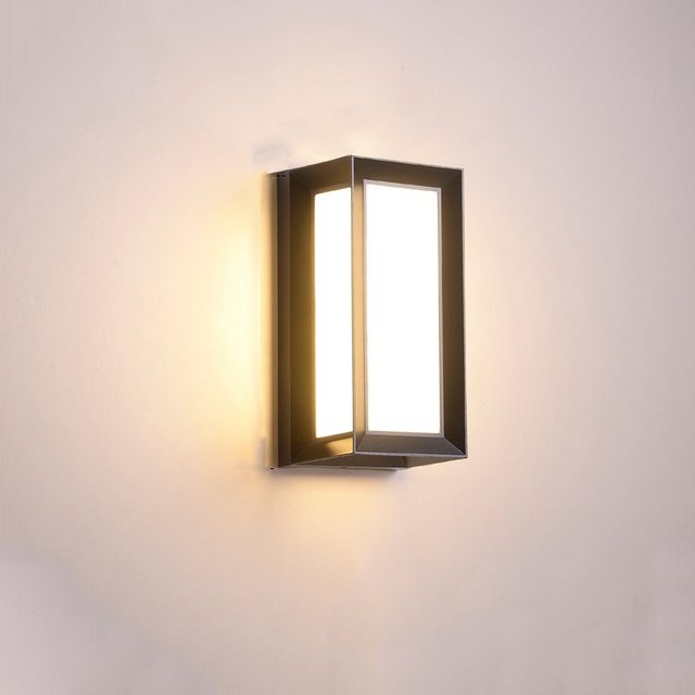 Amélie Outdoor Wall Lamp