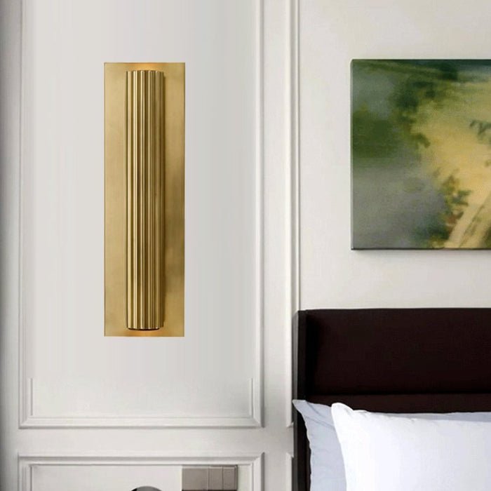 Luna Wall Lamp