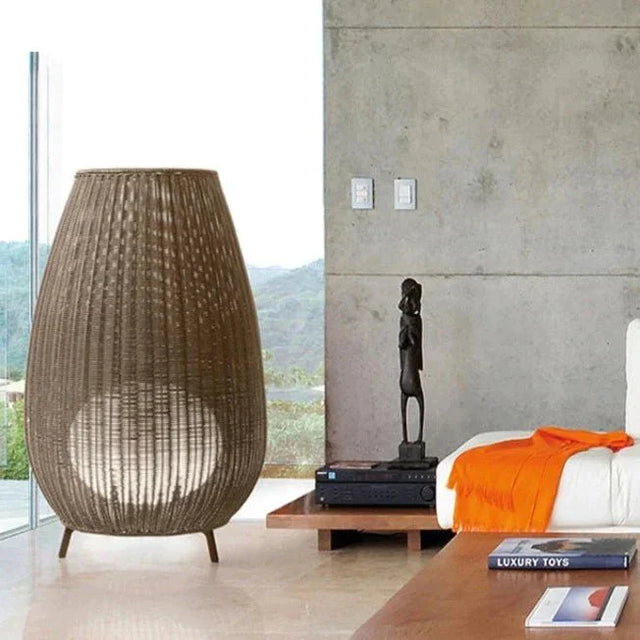 Amélie Outdoor Floor Lamp