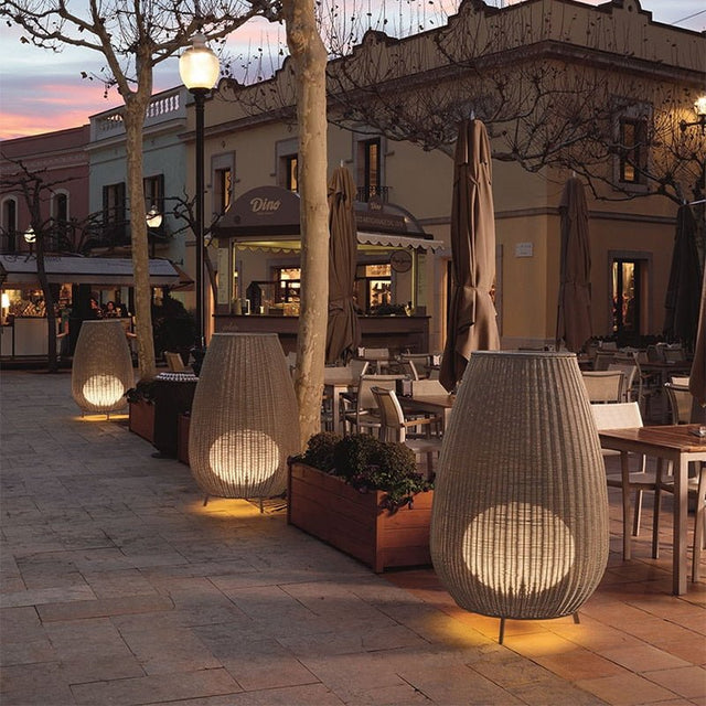 Amélie Outdoor Floor Lamp