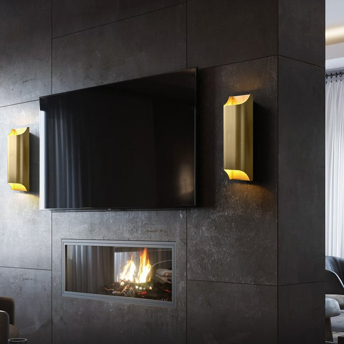 Carla Wall Lamp