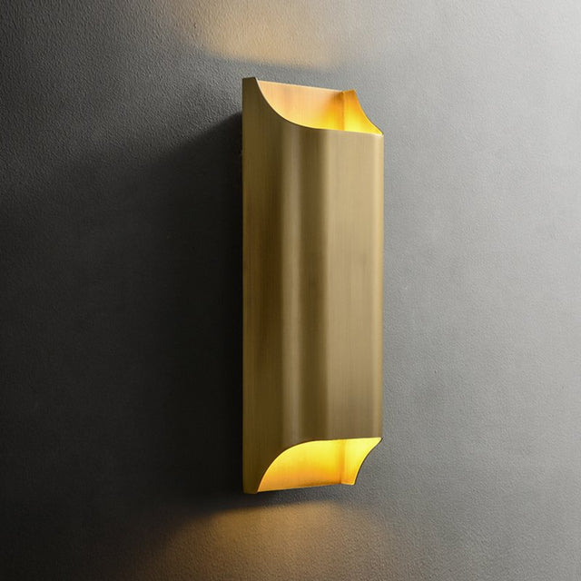Carla Wall Lamp