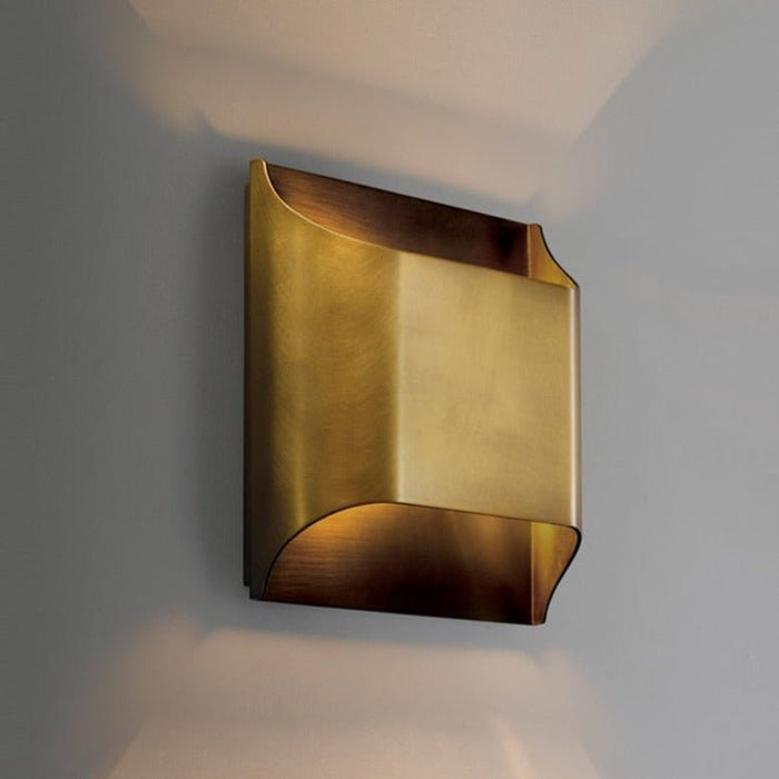 Carla Wall Lamp