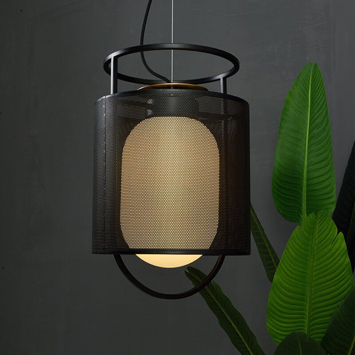 Amara Pendant Light