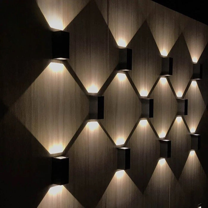 Fabian Outdoor Wall Lamp