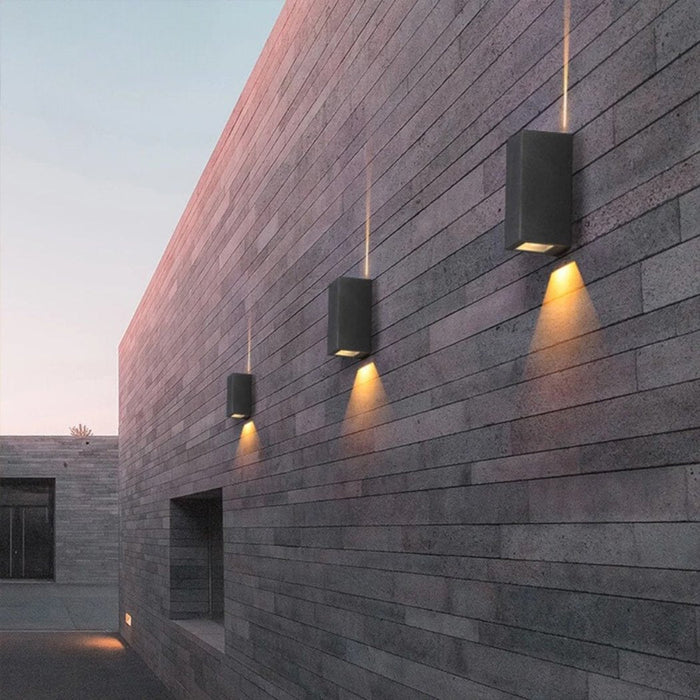 Fabian Outdoor Wall Lamp