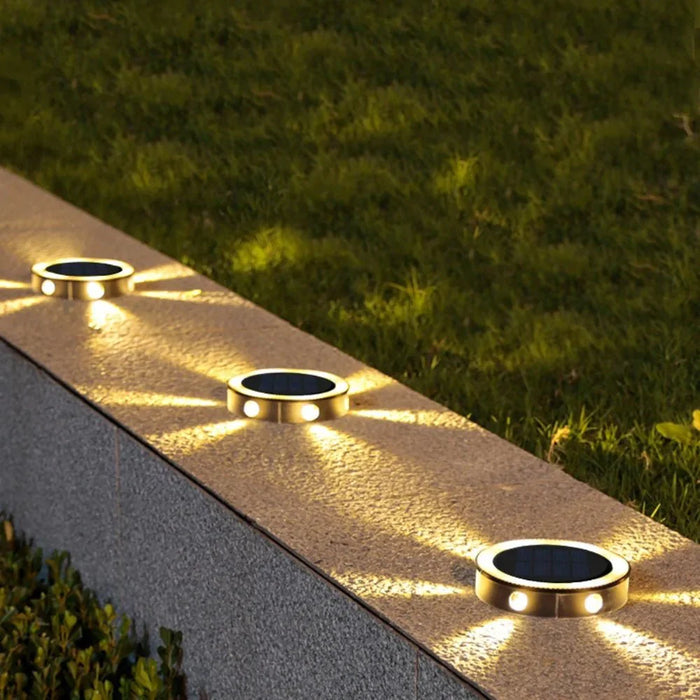 Gaia Outdoor Light