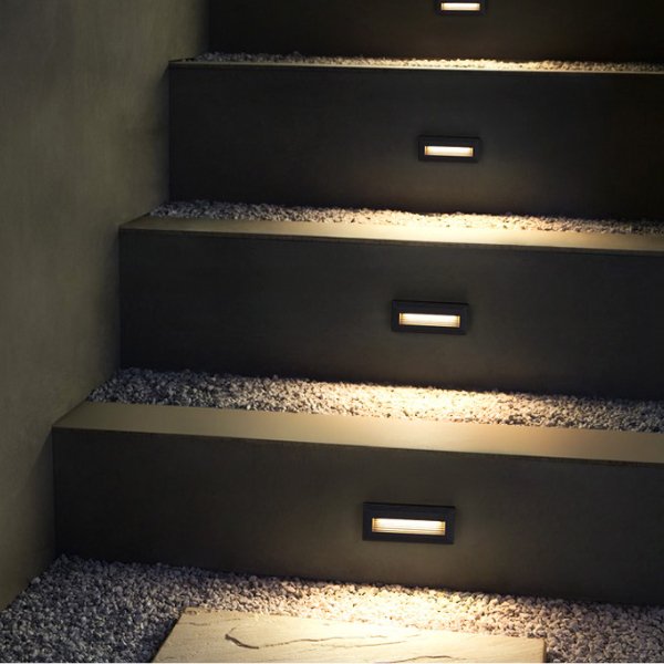 Astra Outdoor Wall Lamp