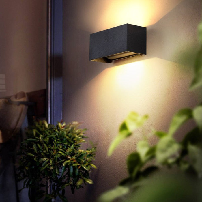 Lucerne Outdoor Wall Lamp