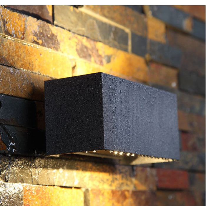 Lucerne Outdoor Wall Lamp