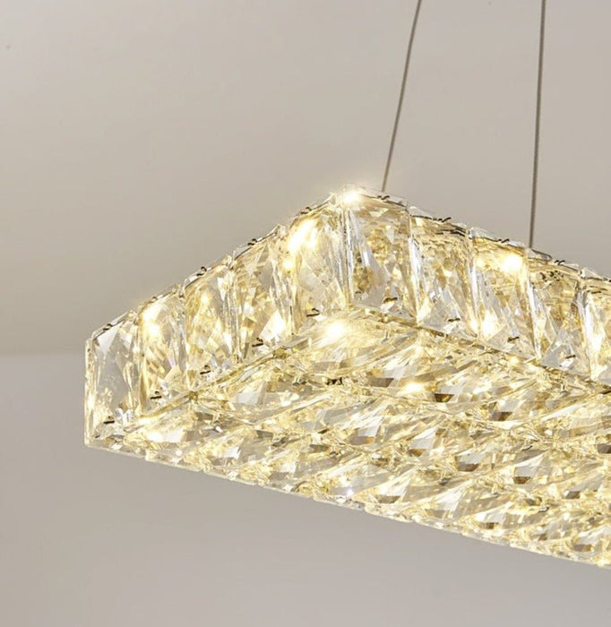 Linnea Chandelier
