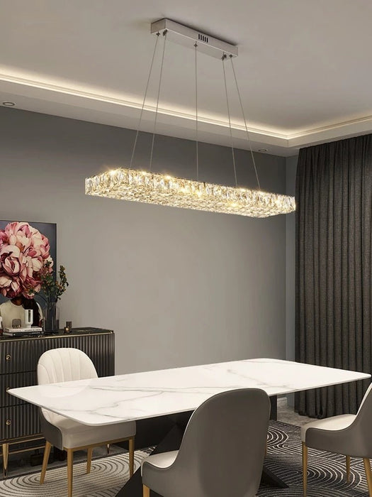 Linnea Chandelier