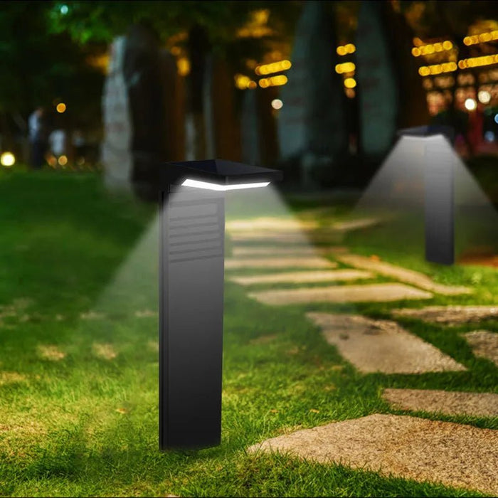 Lucas Outdoor Garden Lamp