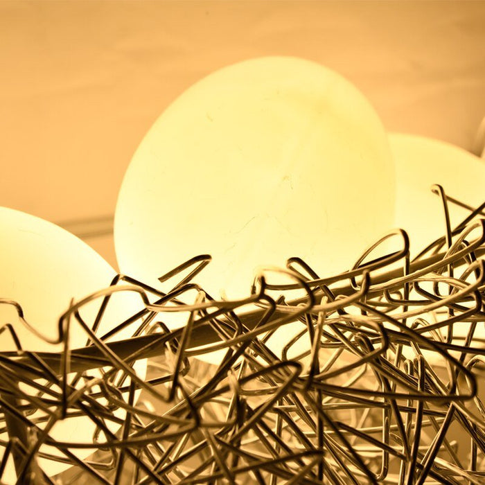 Pavo Wall Lamp