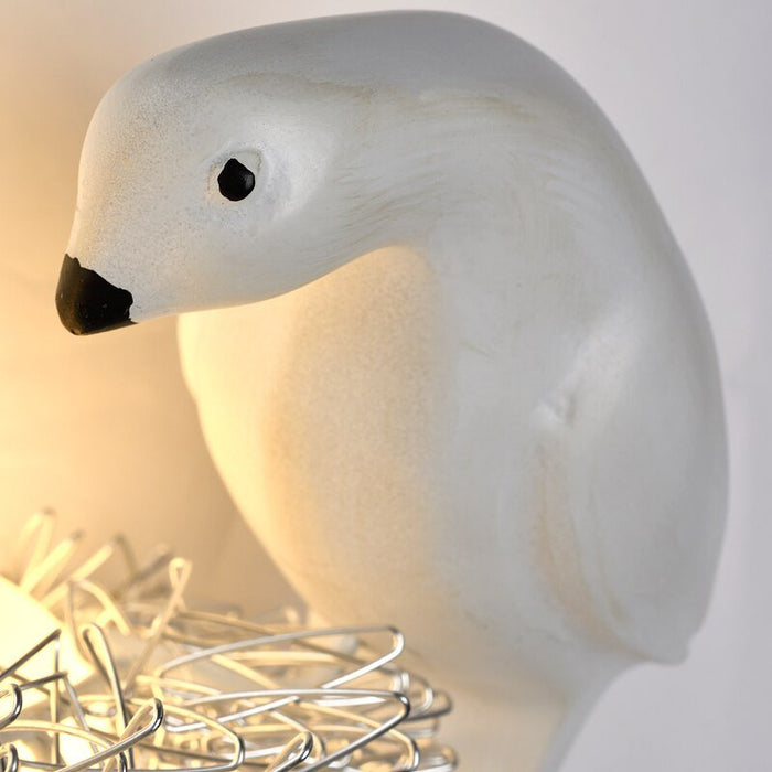Pavo Wall Lamp