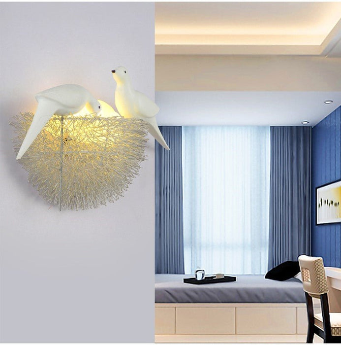 Pavo Wall Lamp