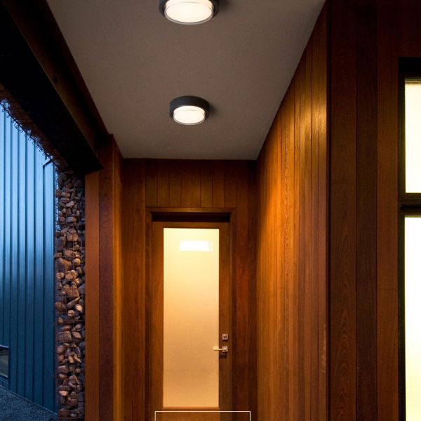 Phos Outdoor Wall Lamp