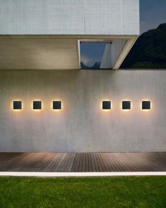 Simon Wall Lamp