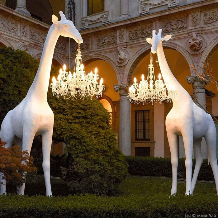 Maximilian Floor Lamp