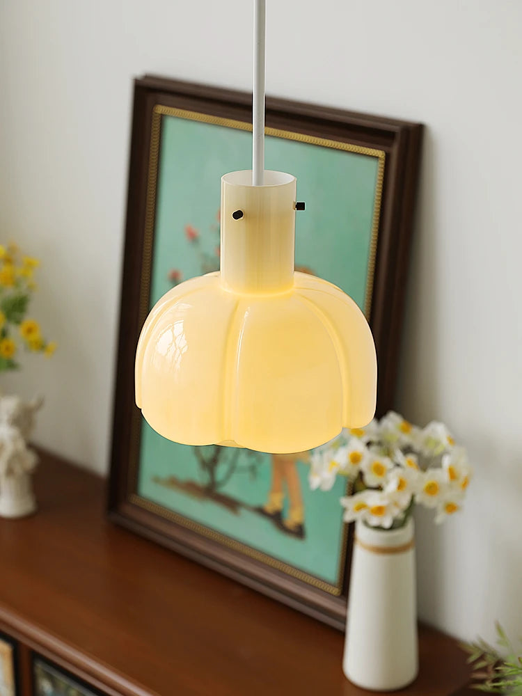 image_text: Huabao-glass-pendant-light-restaurant-retro-lov...