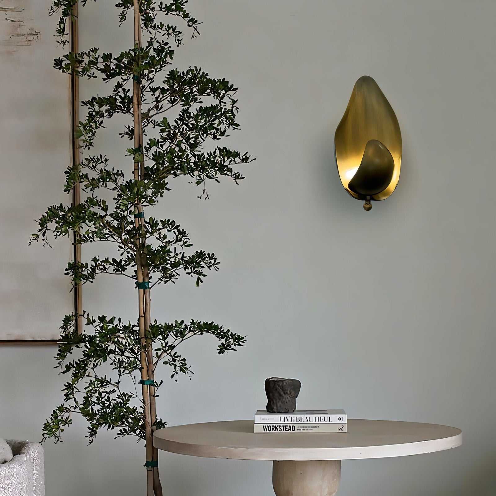 image_text: Orvex Wall Lamp 2