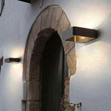 Flekkeroy Wall Lamp