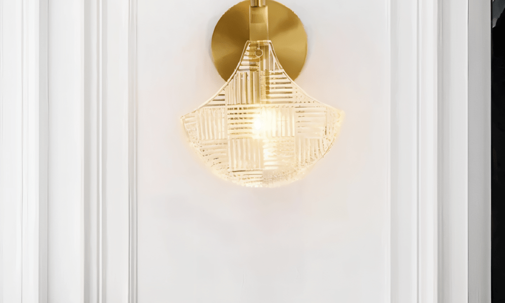 {"type":"root","children":[{"type":"paragraph","children":[{"type":"text","value":"Designer Lighting With Understated Grandeur"}]}]}