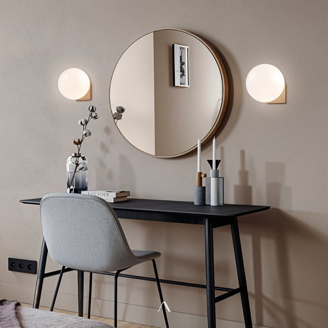 Agate Wall Lamp