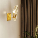 Amaye Wall Lamp