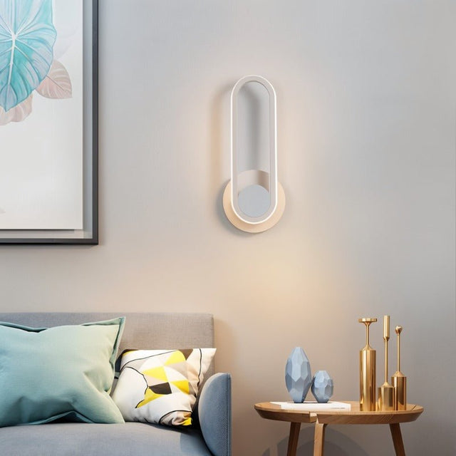 Luff Wall Lamp