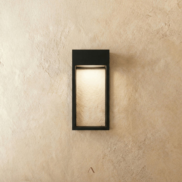 Apron Wall Lamp