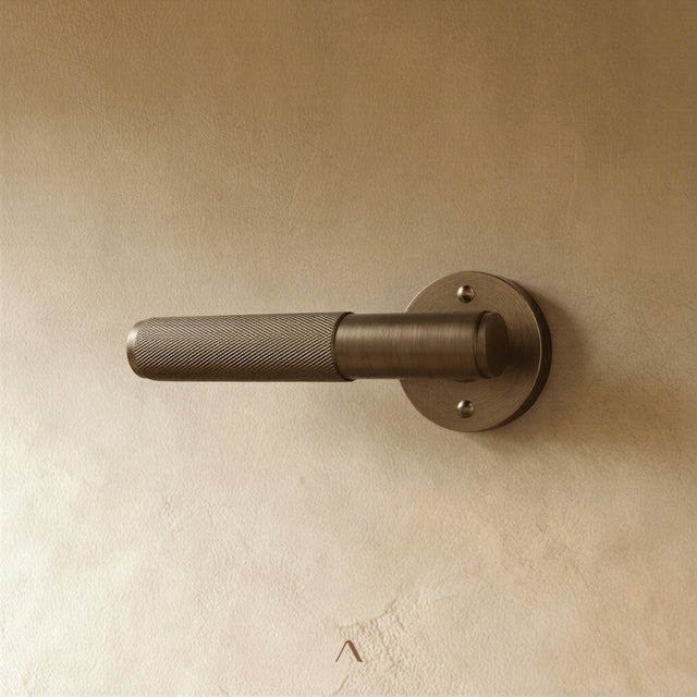 Ardeche Handle