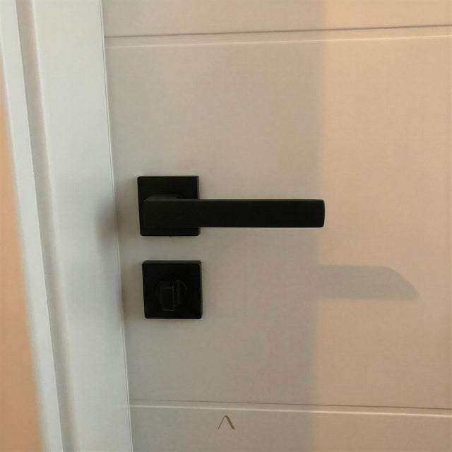 Armilla Door Handle