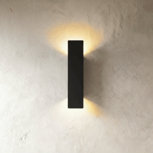 Aurelia Wall Lamp