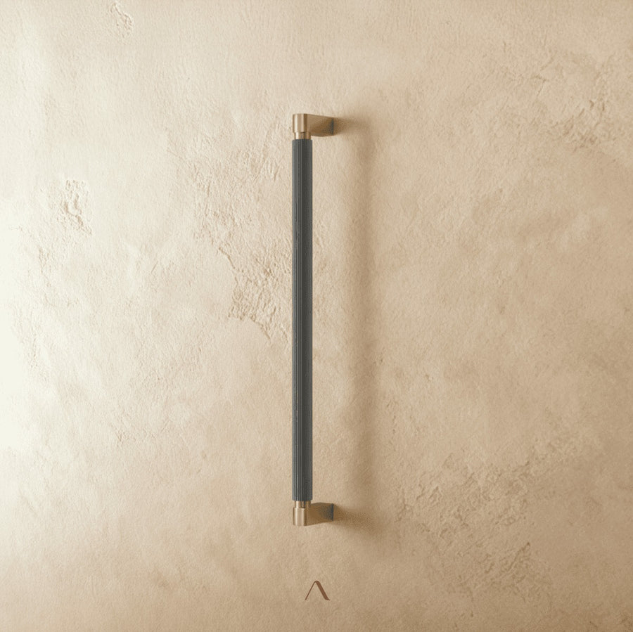 Austevoll Pull Bar