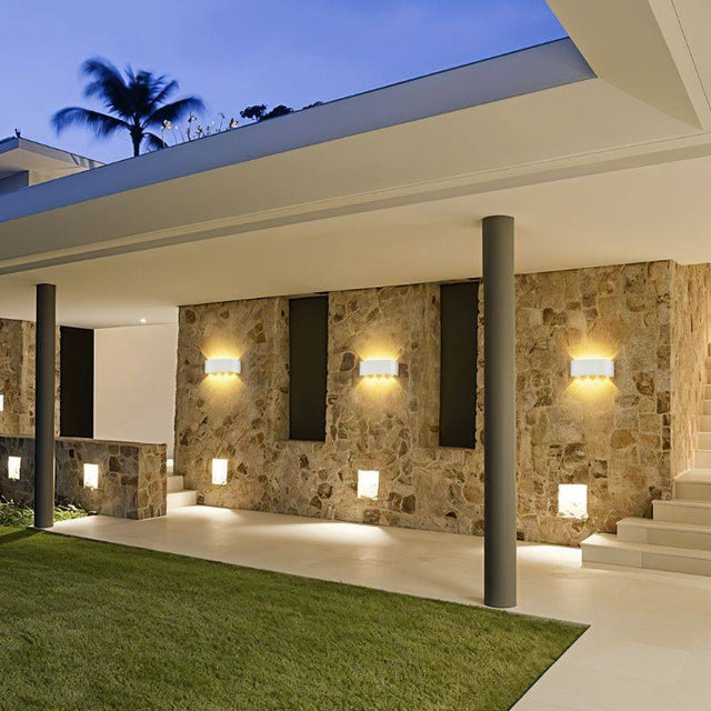 Prow Wall Lamp