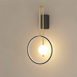 Crocy Wall Lamp