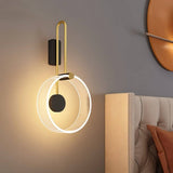 Crocy Wall Lamp