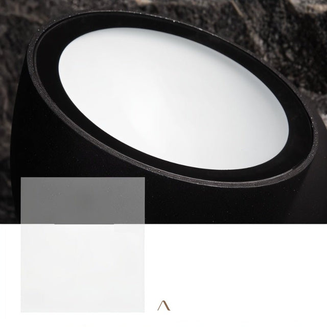 Baume Wall Lamp