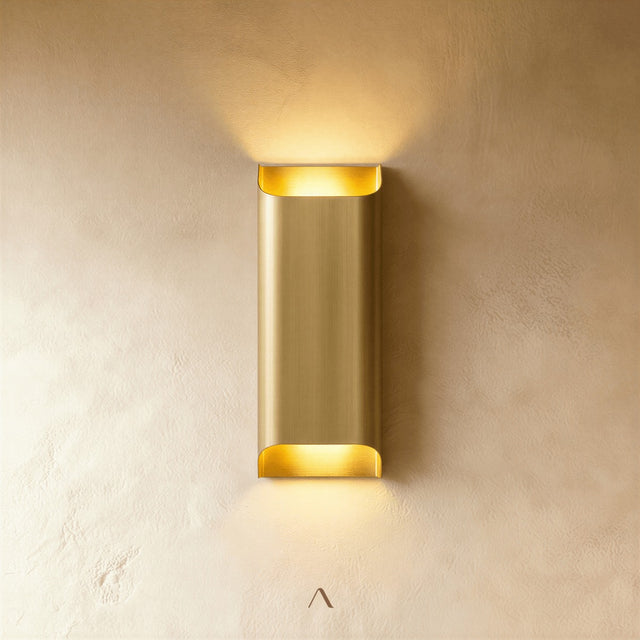 Bay Wall Lamp