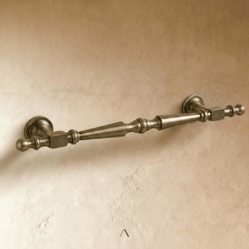 {"type":"root","children":[{"type":"paragraph","children":[{"type":"text","value":"Solid brass"}]}]}