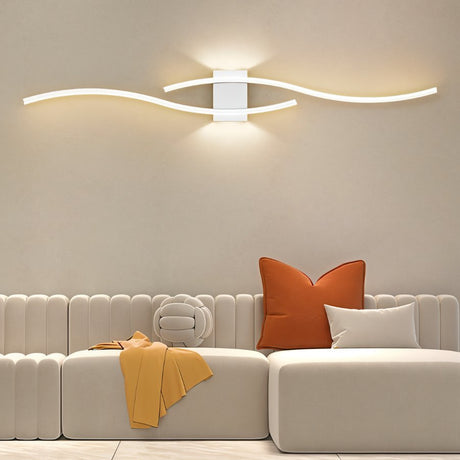 Celestite Wall Lamp