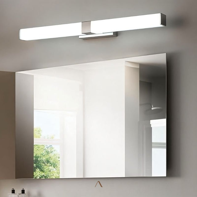 Biriatou Wall Lamp