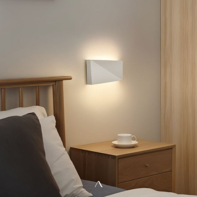 Blans Wall Lamp