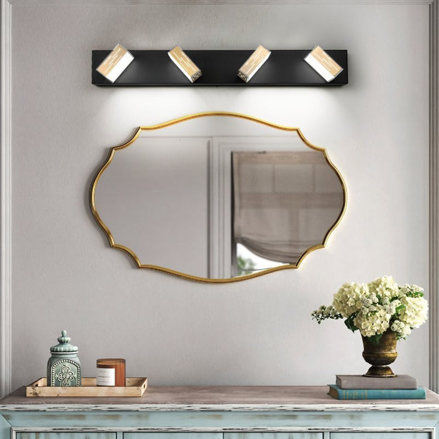 Aloxe Wall Lamp