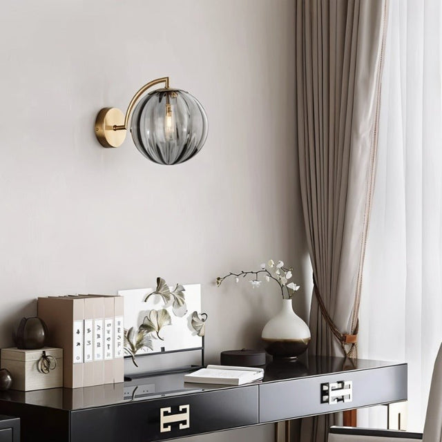 Taunus Wall Lamp